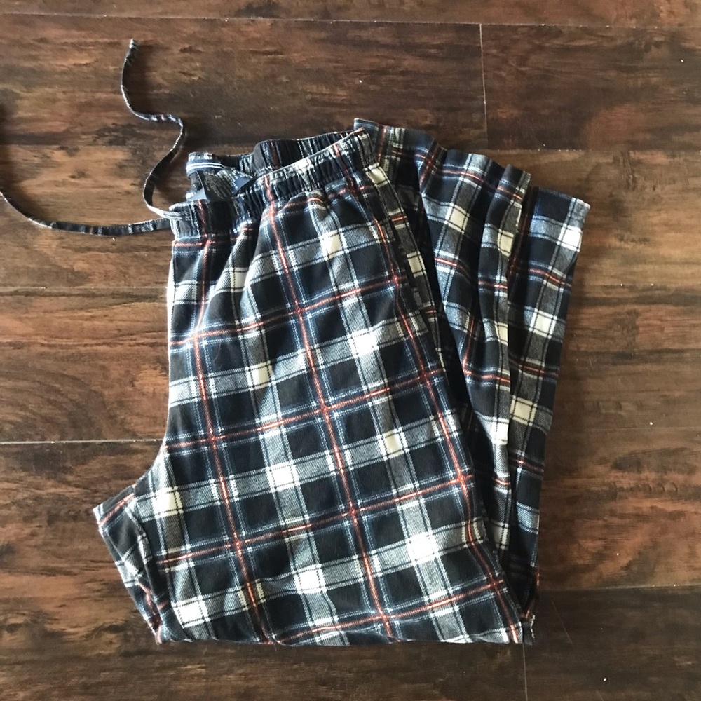 Pajama pants. Size M. Pre-loved.